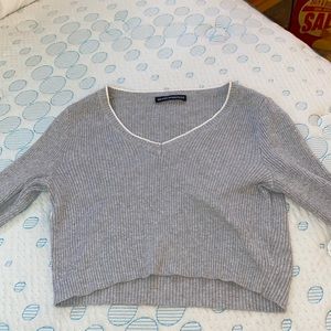 Brandy Melville cropped long sleeve shirt